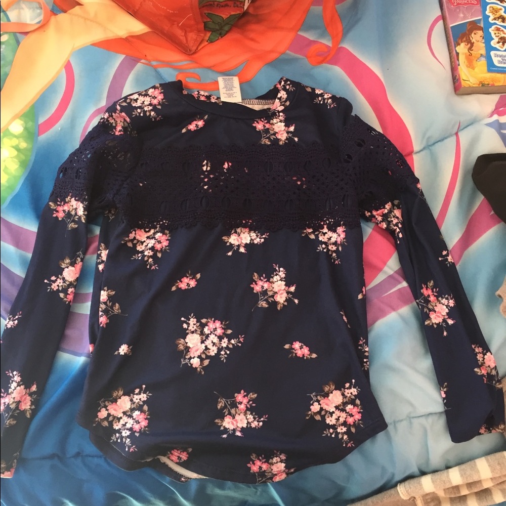 Girls shirt